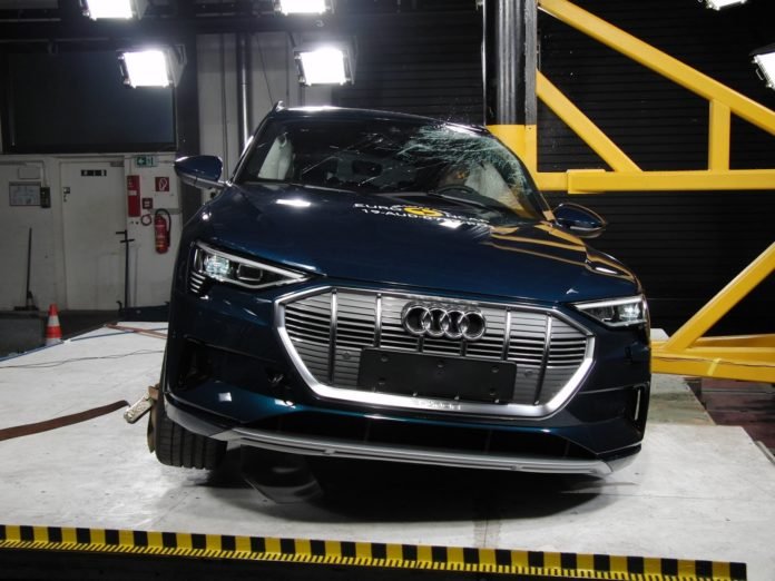 audi e-tron crash test