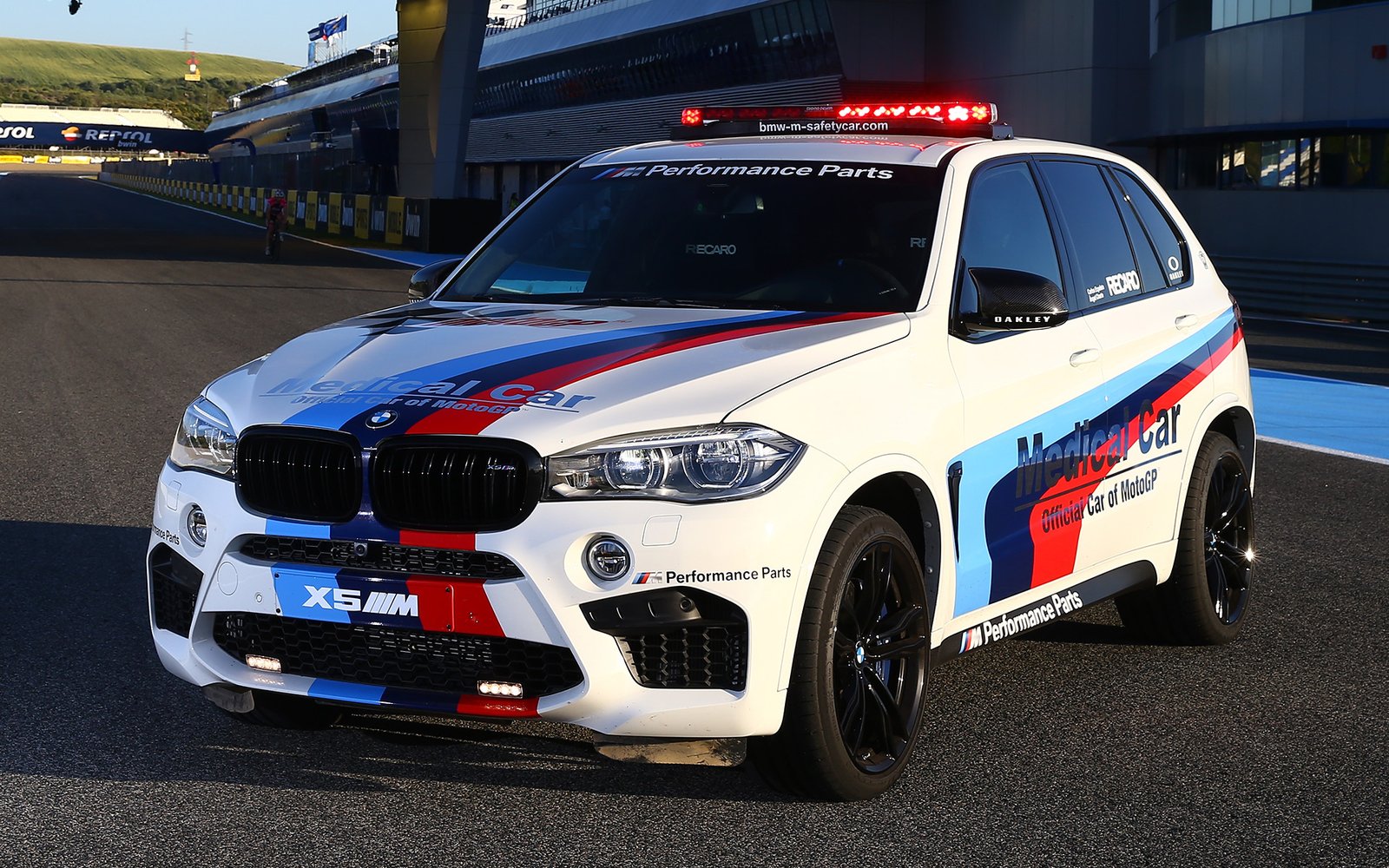 bmw motogp ig 01 wallpaper 05 bmw x5 m medical car.jpg.asset .1492524973102