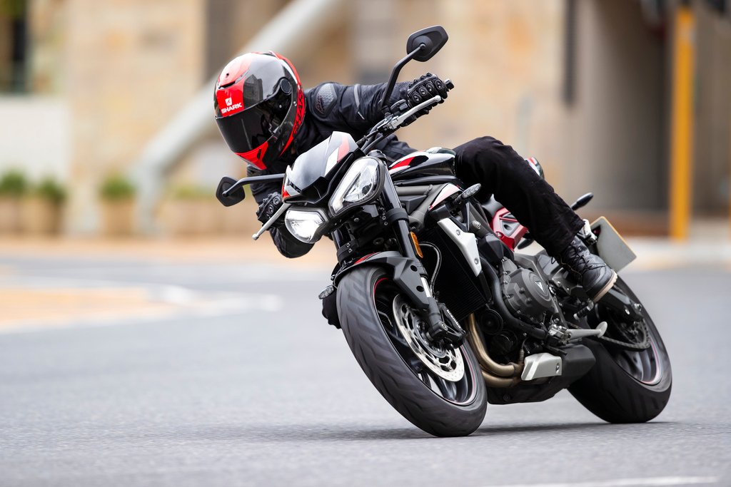 www.vandi4u.net street triple r 20MY AI3605 1