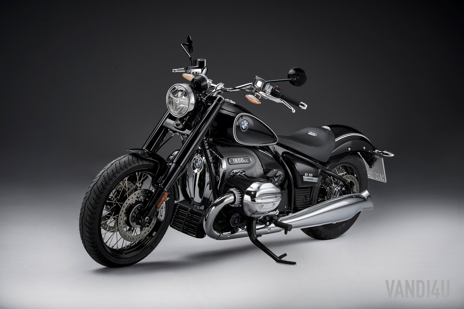 BMW R 18 First Edition launched: Top 8 things to know | Vandi4u