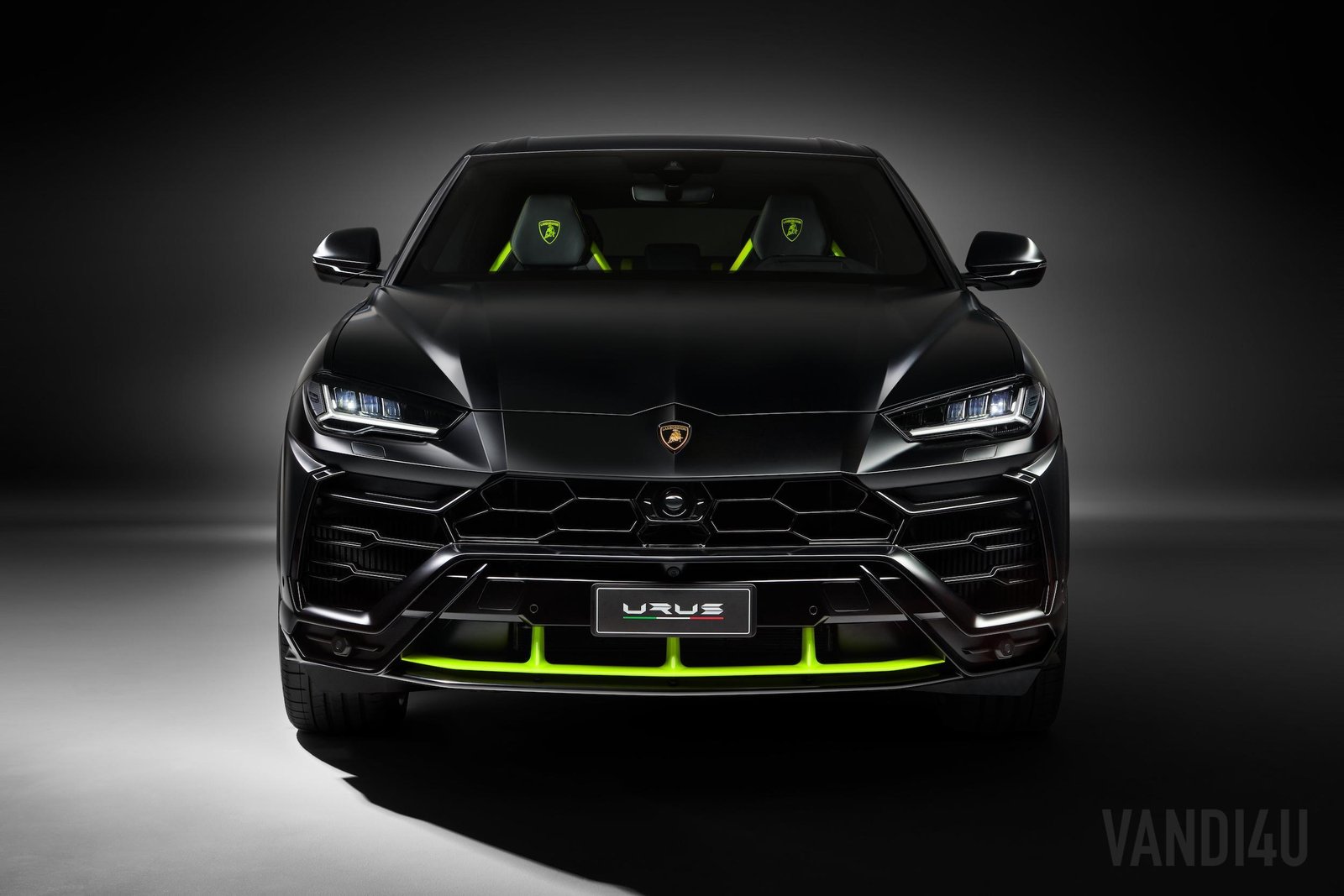 Automobili Lamborghini bulls new sales record | Vandi4u