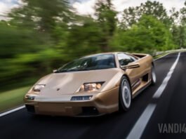 Lamborghini Diablo turns 30: Top 5 things you need to know | Vandi4u