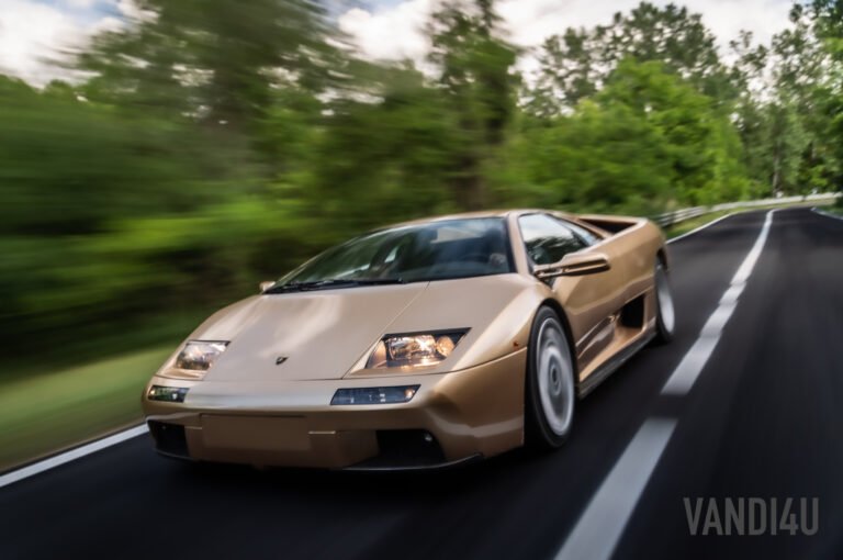 Lamborghini Diablo turns 30: Top 5 things you need to know