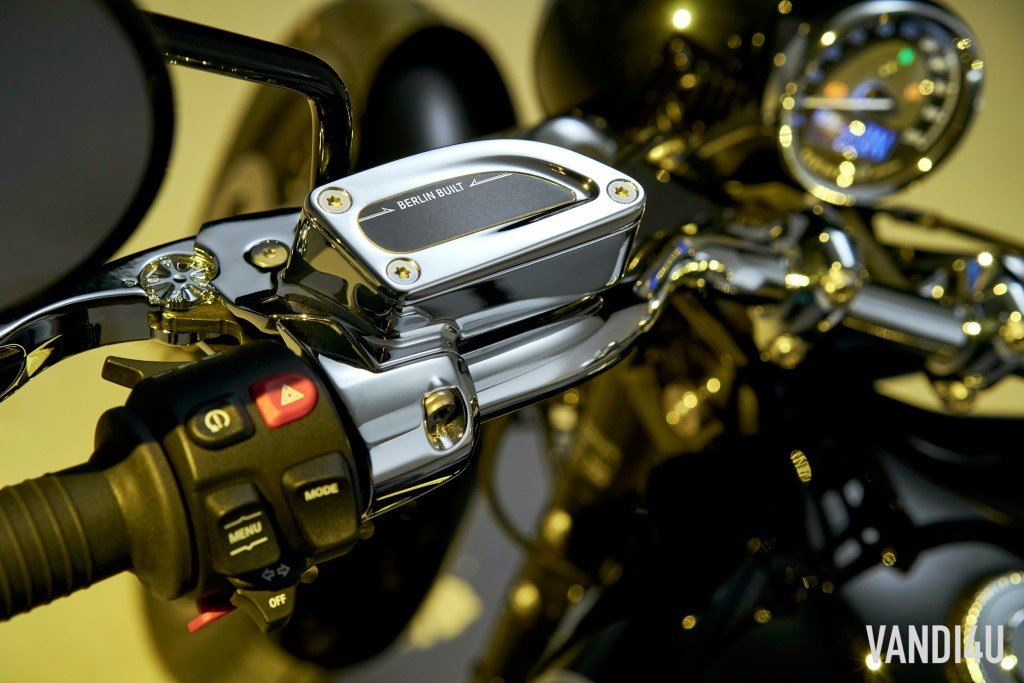 BMW R18 Classic First Edition launched: All you need to know 11 BMW R18 Classic First Edition launched: All you need to know | Vandi4u