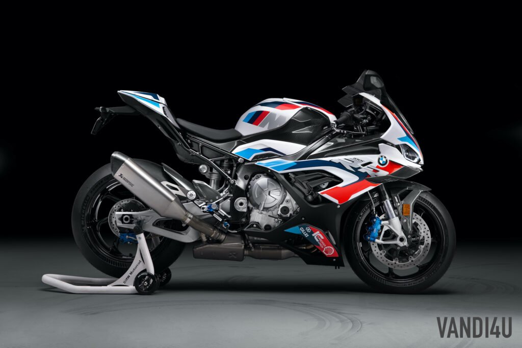 BMW M 1000 RR, the first-ever M motorcycle launched in India 10 BMW M 1000 RR side view
