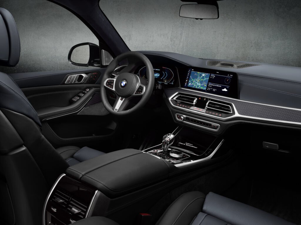 BMW X7 M50d 'Dark Shadow' Edition launched in India at Rs 2.02 Crore 6 BMW X7 M50d 'Dark Shadow' Edition launched in India at Rs 2.02 Crore | Vandi4u