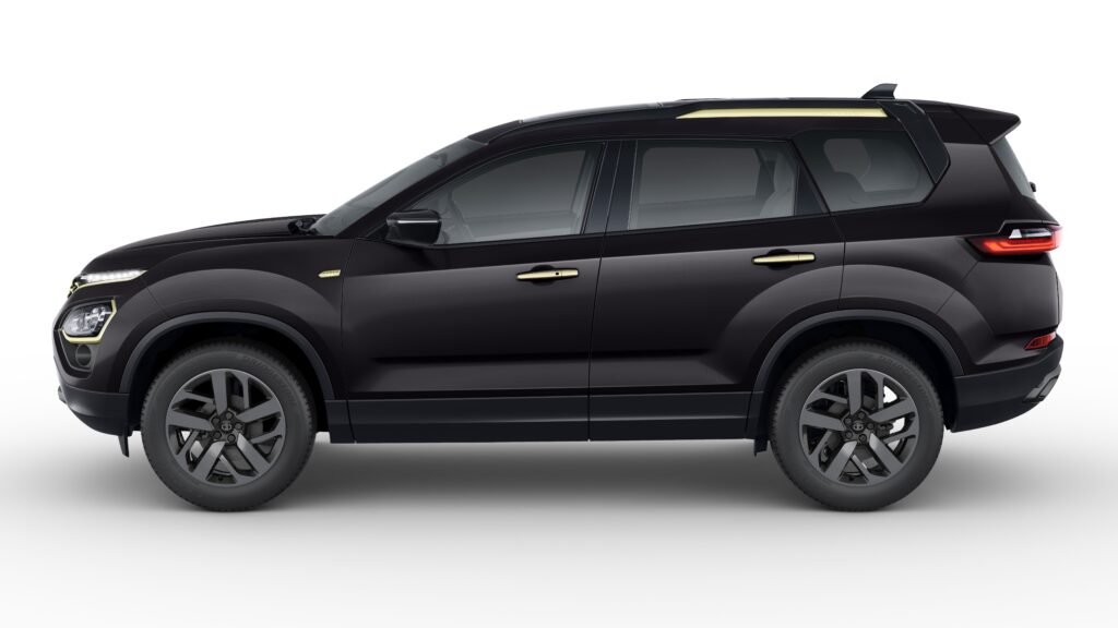 Tata Safari Gold edition launched in India at Rs 21.89 lakh 6 Tata Safari Gold Edition side view