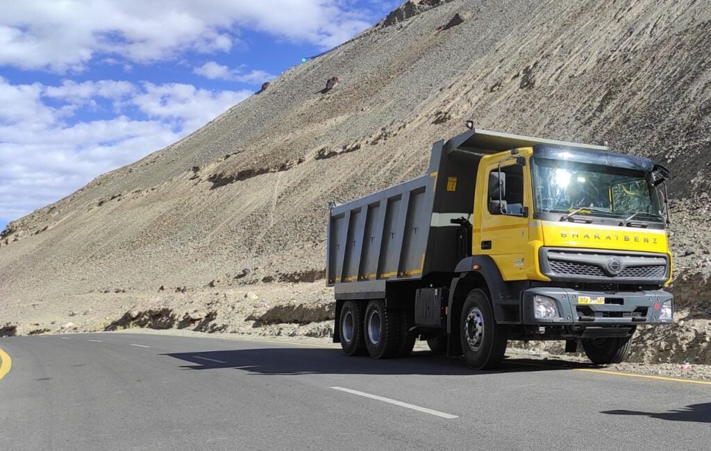 BharatBenz Sales, Service and Parts Now Available in Ladakh Region 2 BharatBenz in world's highest motorable road