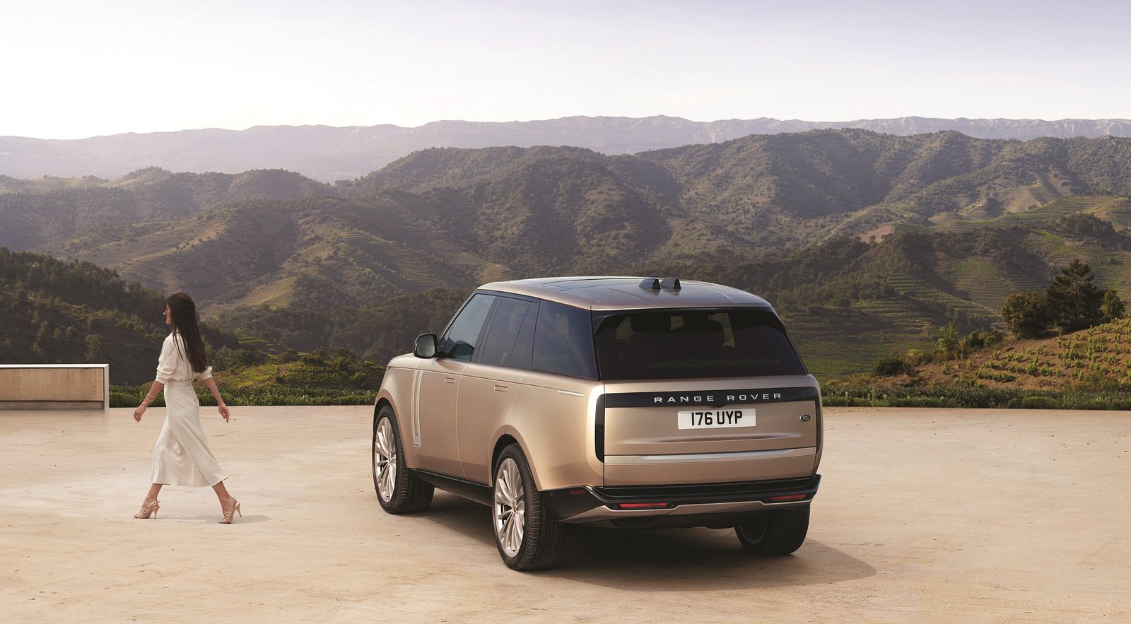 Jaguar Land Rover Annual Holiday Service Camp 2022