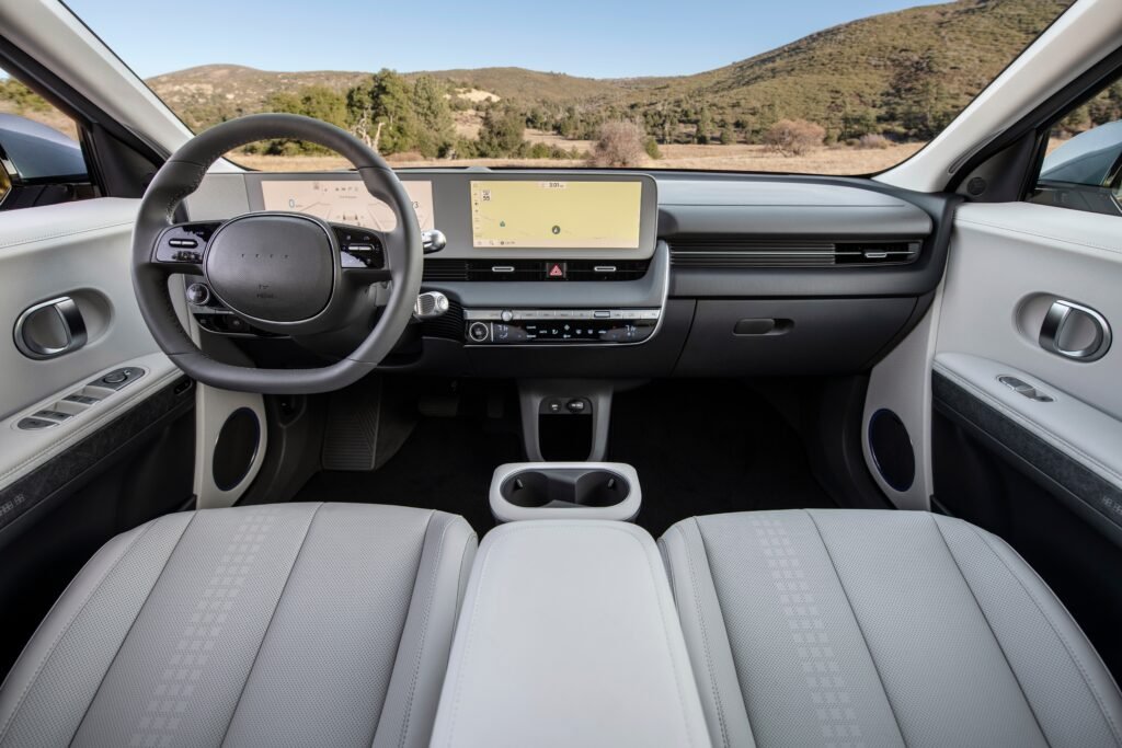 Auto Expo 2023: New Hyundai IONIQ5 EV launched at Rs 44.95 lakh, 631 km range 6 Auto Expo 2023: New Hyundai IONIQ5 EV launched at Rs 44.95 lakh, 631 km range