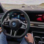 BMW becomes the world's first car maker to receive approval for the combination of Level 2 and Level 3 driving assistance system