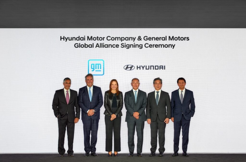 Hyundai Motor and General Motors to jointly develop products, manufacture and future clean energy technologies 2 Hyundai Motor and General Motors to jointly develop products, manufacture and future clean energy technologies